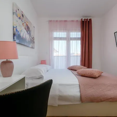 Studioappartement Dora 3 * Pula