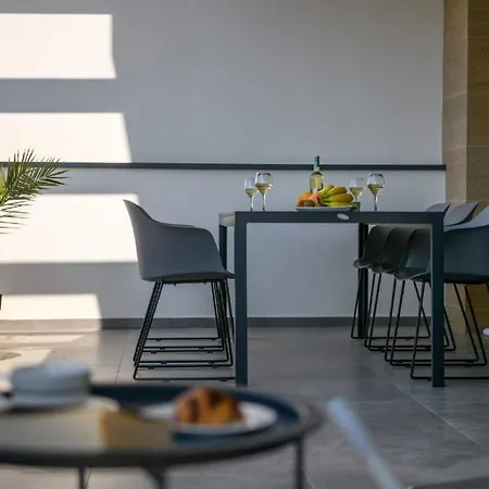 Studioappartement Dora 3 *