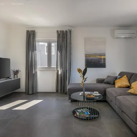 Studioappartement Dora 3 * Pula
